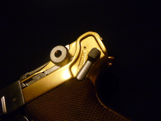 WE Luger P08 24K (3).JPG