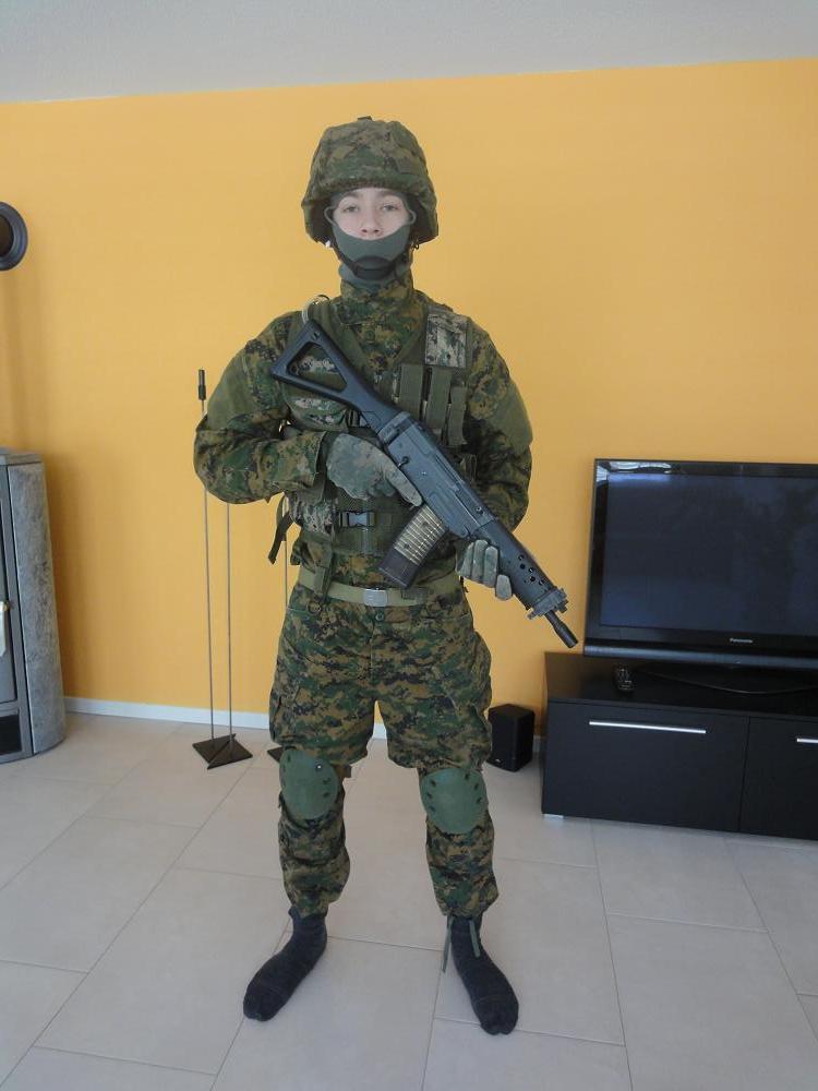 Airsoft Loadout 1 neu.JPG